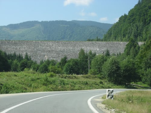 Baraj valea de pesti